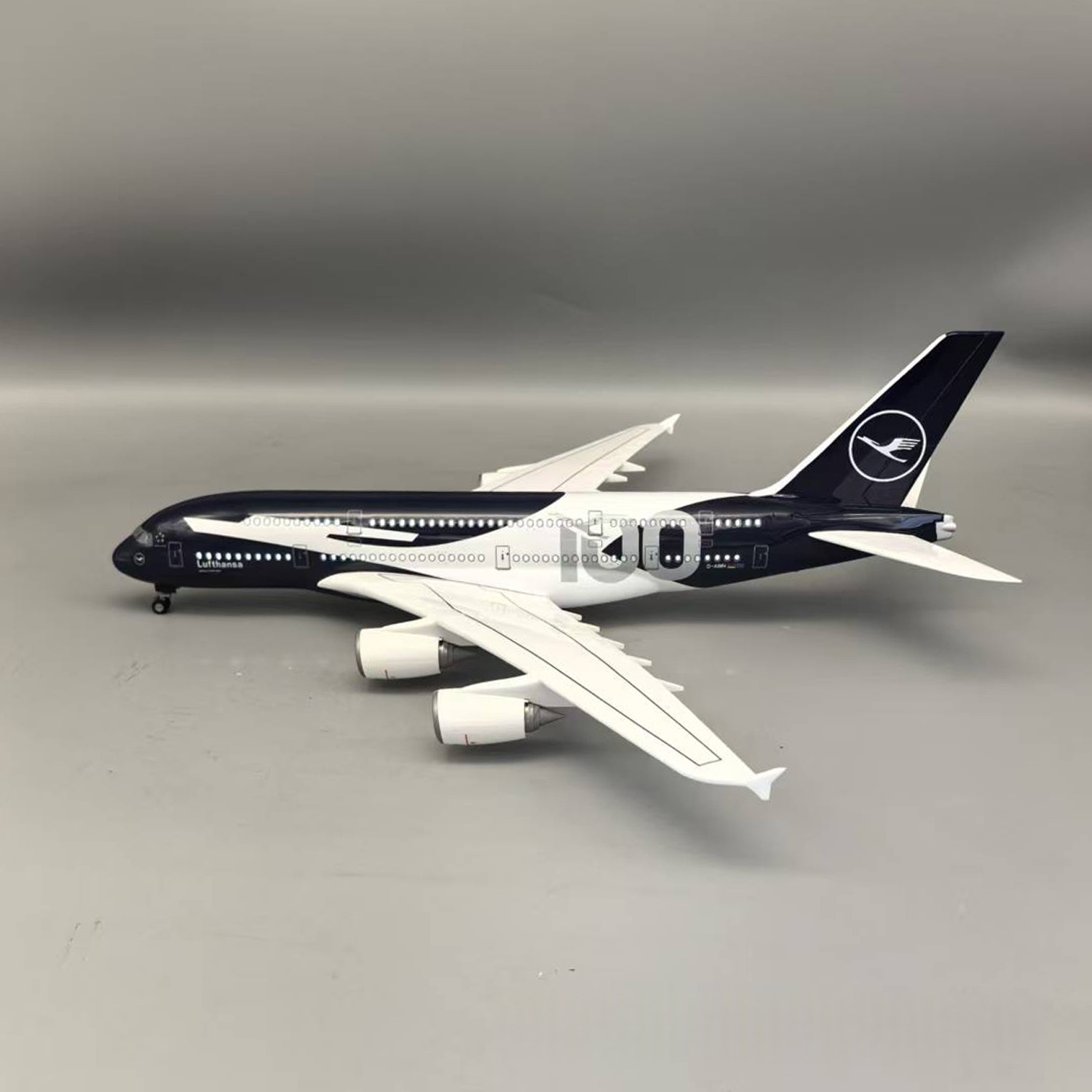 Neues 45cm Lufthansa A380 100  – Model Kit Ixchel Bewertung und Preis
